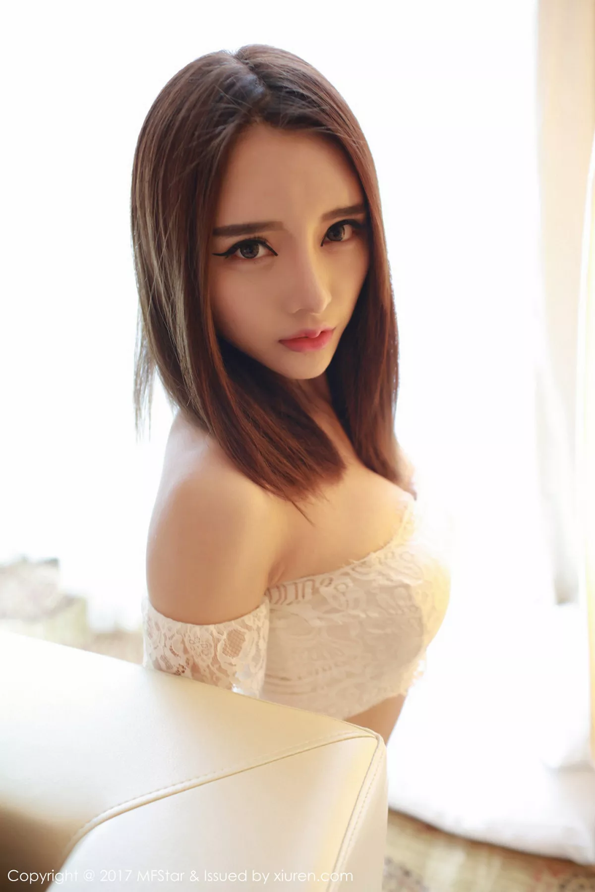 [MFStar模范学院]第113期璐璐写真-秀人资源网